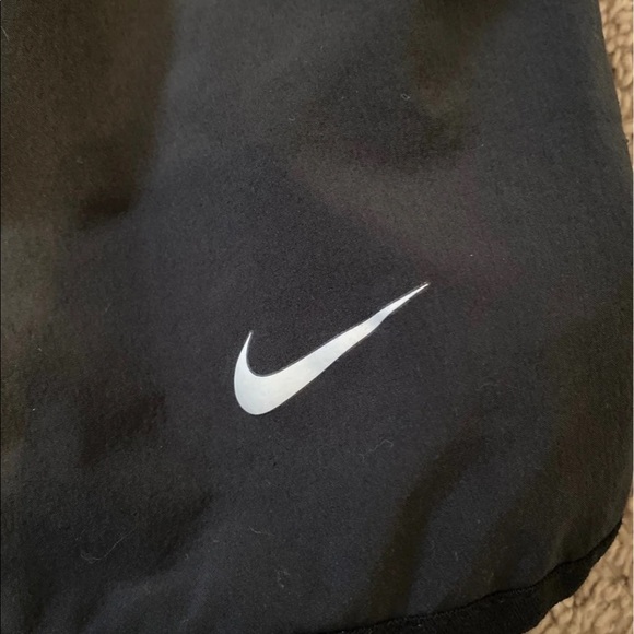 Sold Nike running shorts - Picture 3 of 5